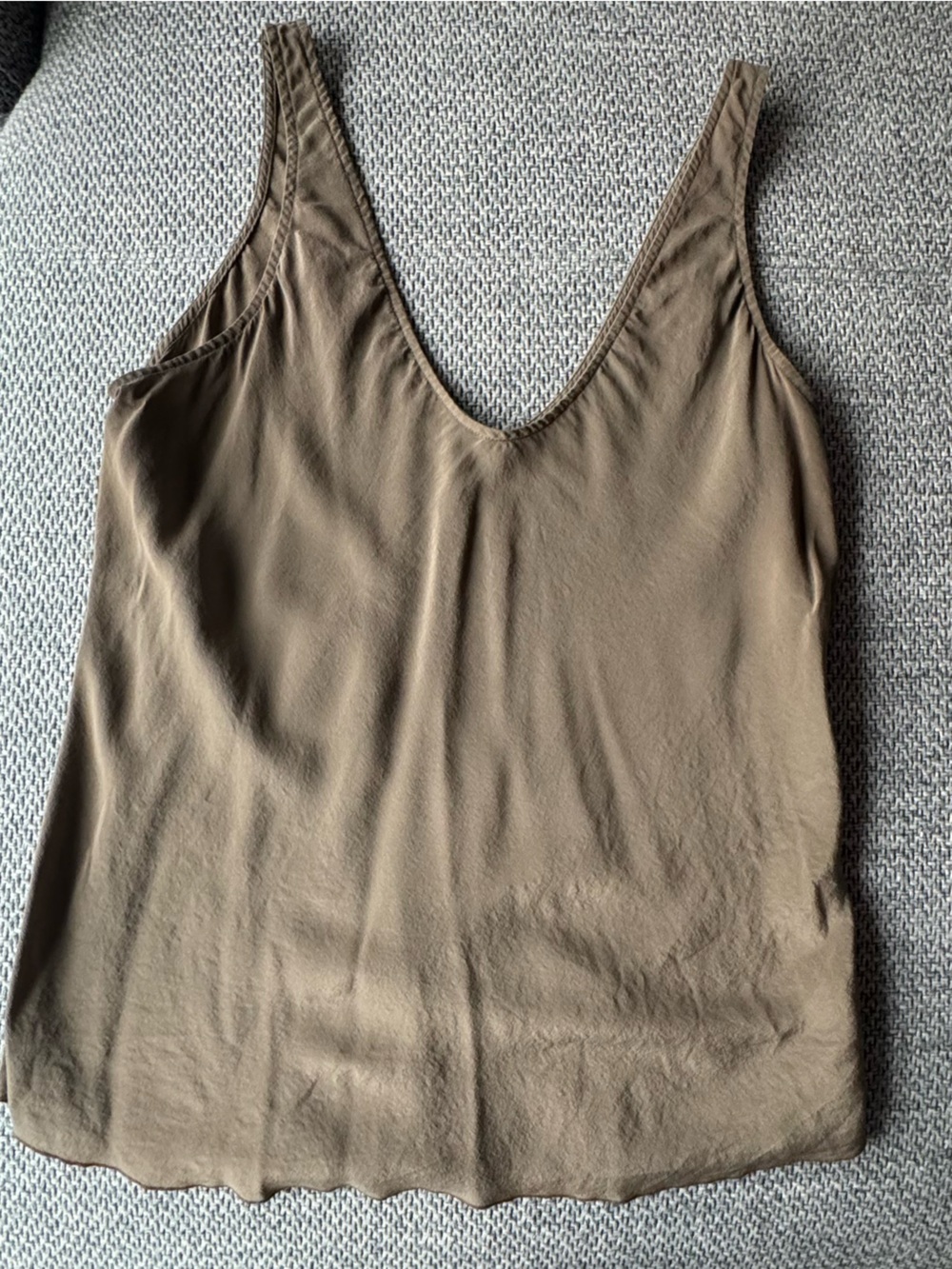 Babaton by Aritzia 100% Silk Sleeveless Tank Top Taupe Medium